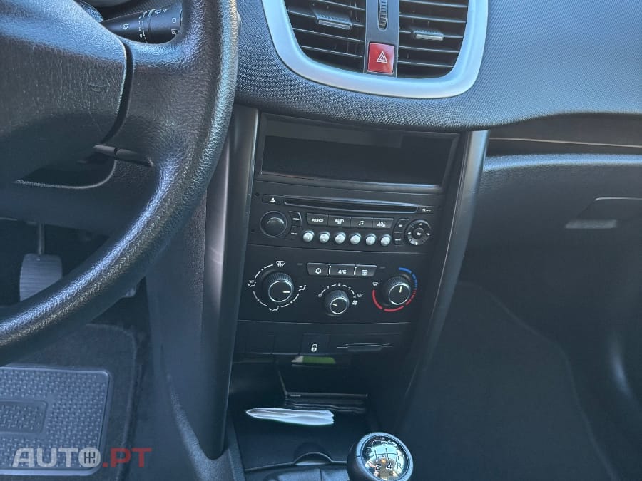 Peugeot 207 Premium