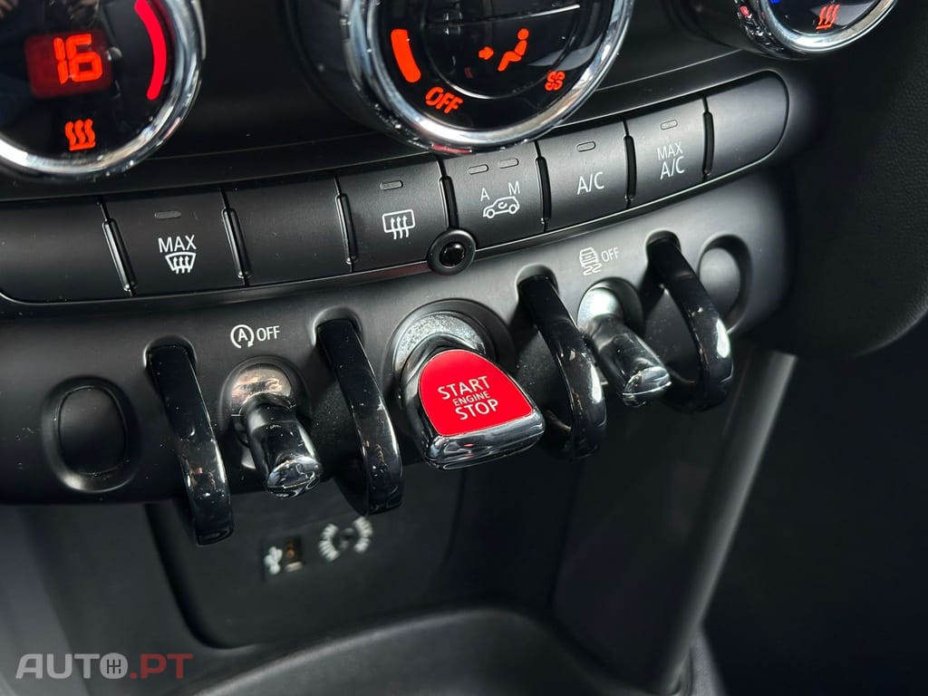 MINI Cooper Cooper D