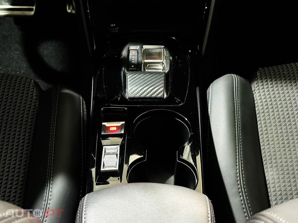 Peugeot E-208 50 kWh GT Pack