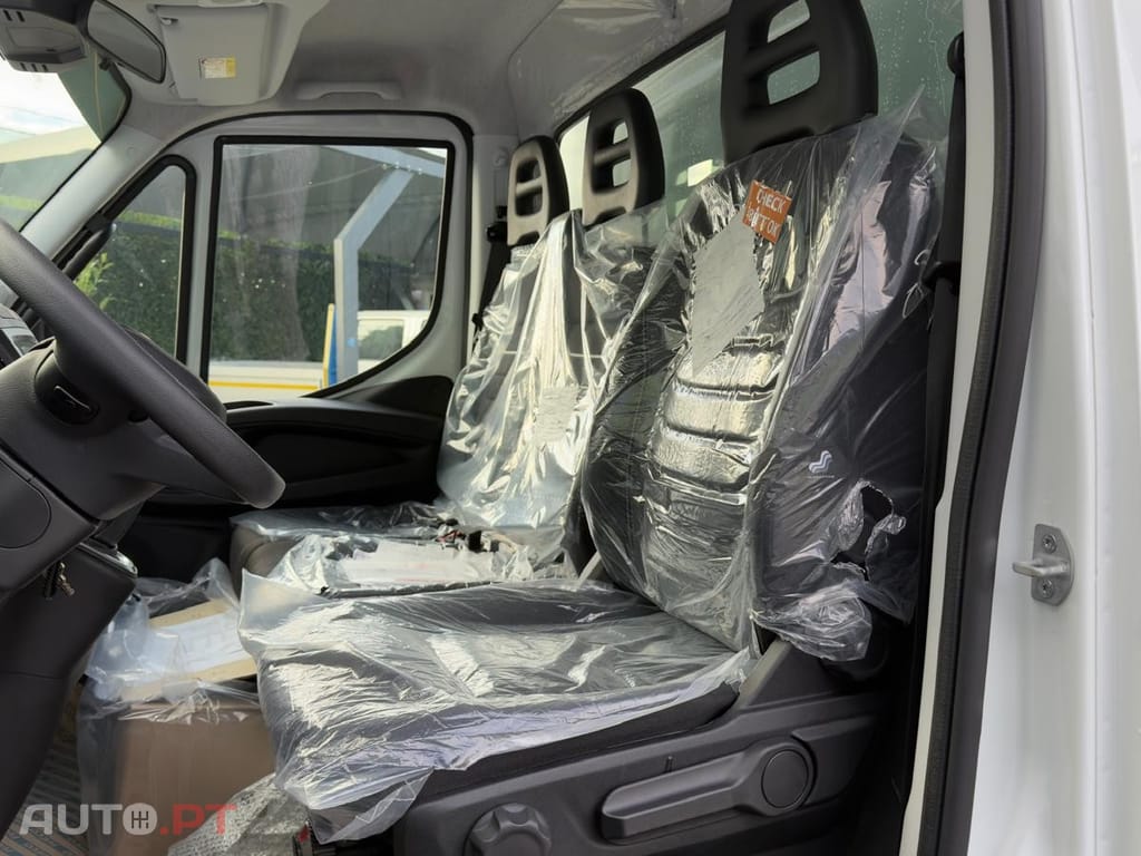 Iveco Daily PLATAFORMA 1000 KG