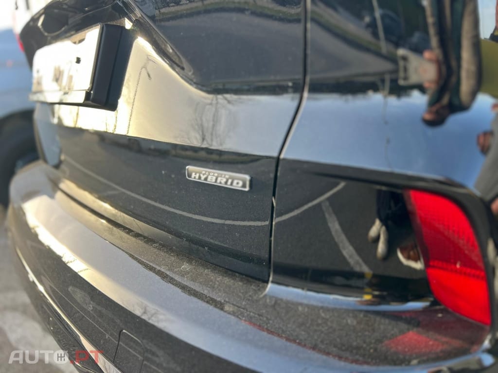 Ford Kuga 2.5 PHEV ST-Line X