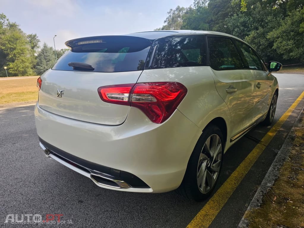 Citroen DS5 2.0 HDi Hybrid4 Sport Chic CMP6