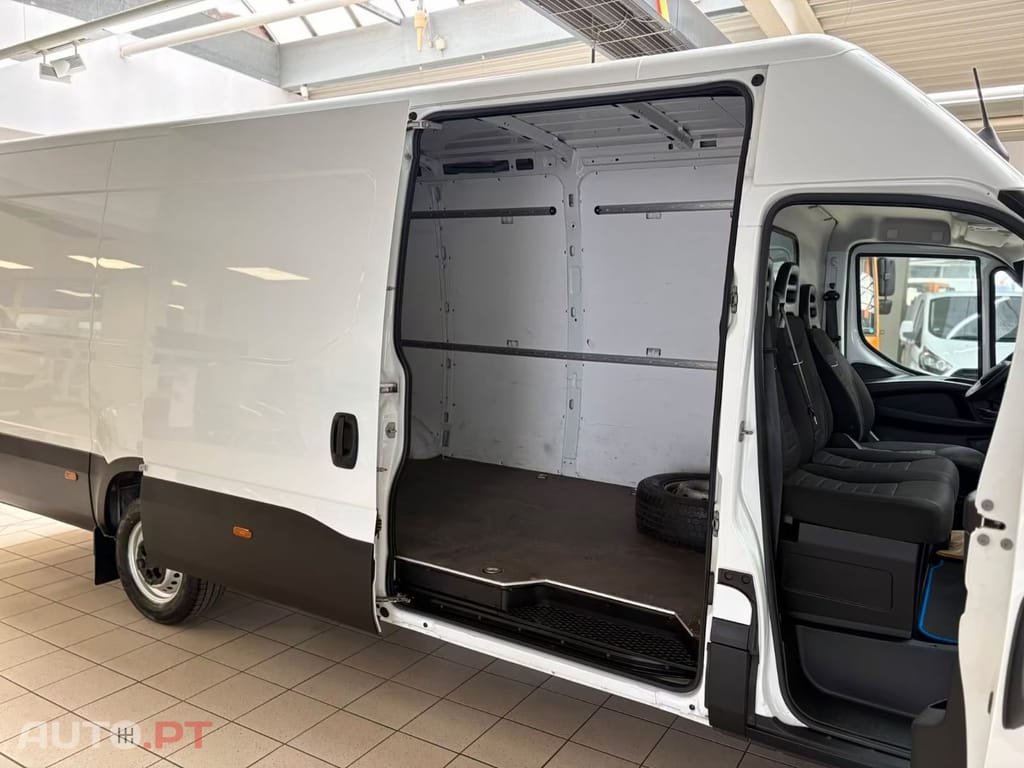 Iveco Daily 2.3 35S16H 4100 CD