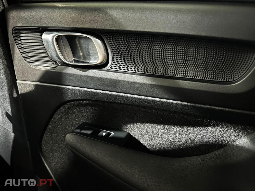 Volvo C40 Recharge 82 kWh Twin Motor Plus