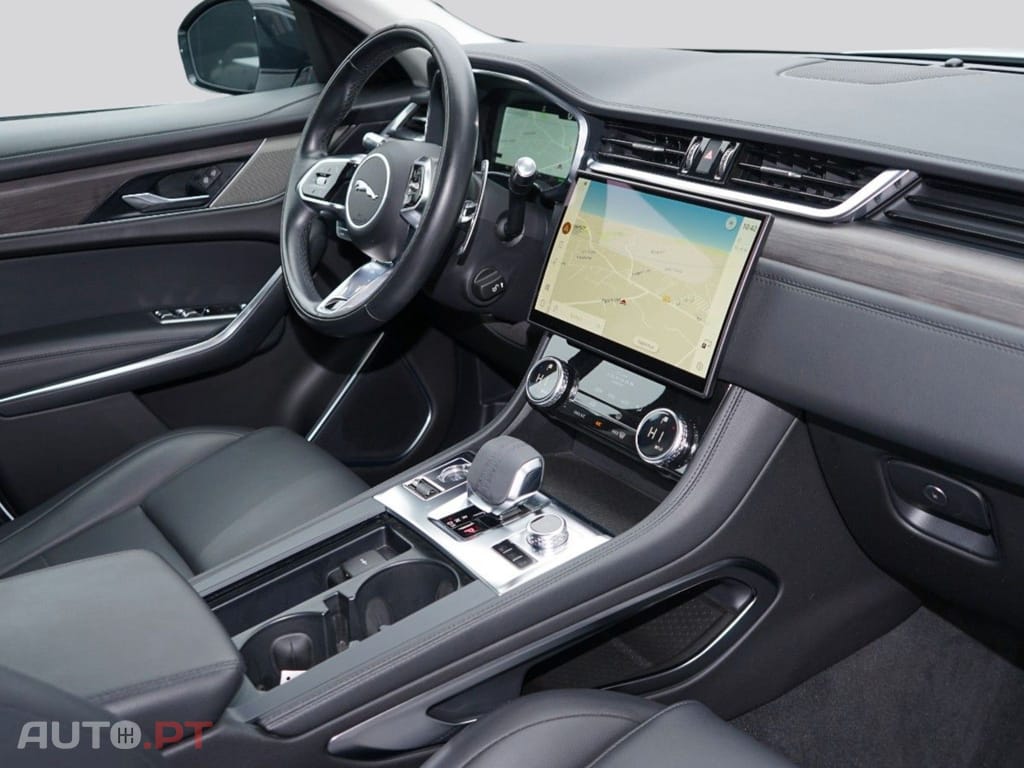 Jaguar F-Pace P400e AWD I.V.A DEDUTIVEL 