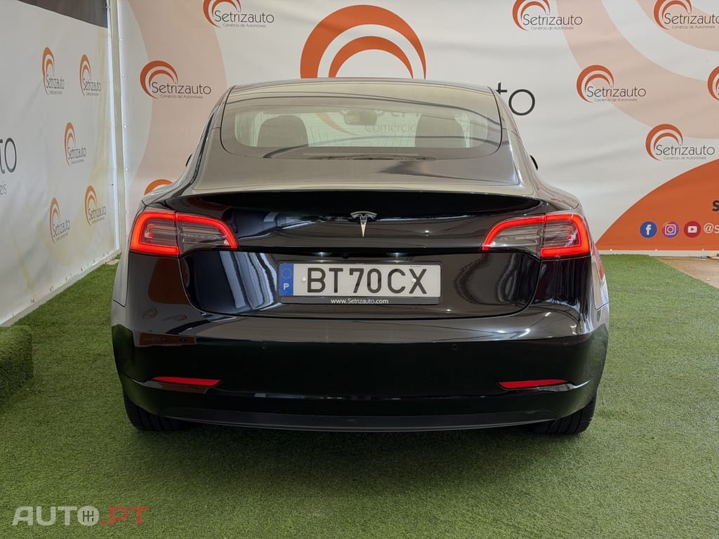 Tesla Model 3 Standard Plus
