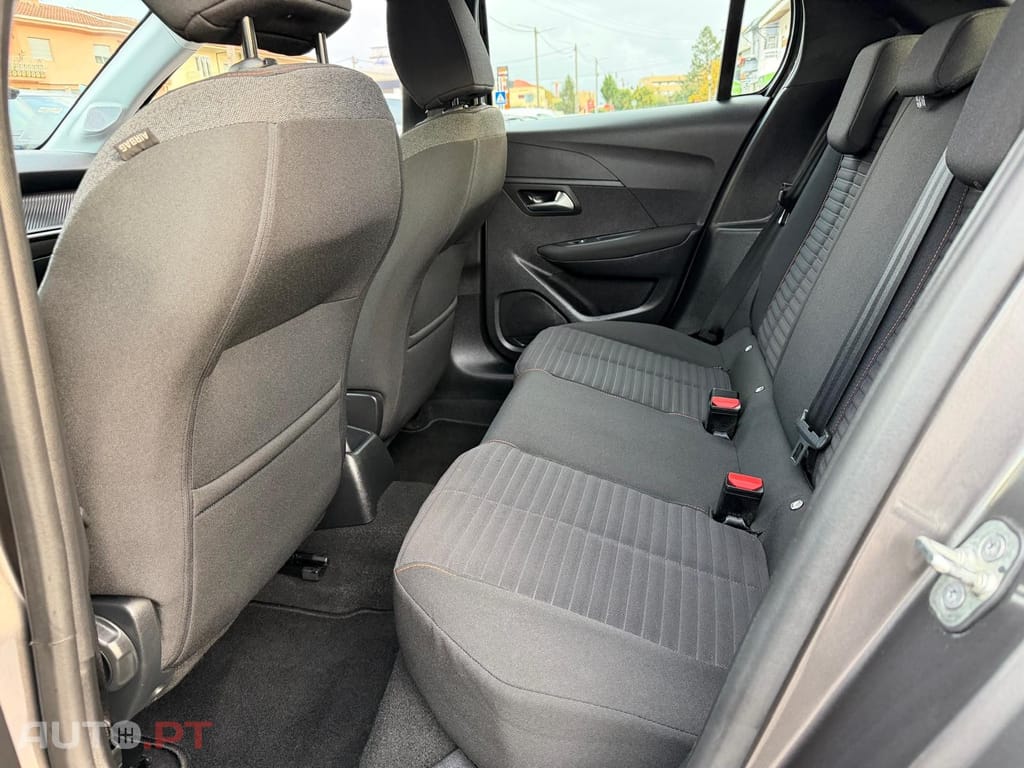 Peugeot 208 1.2 PureTech SE Style