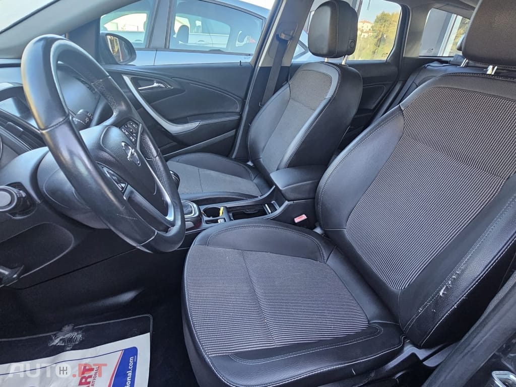 Opel Astra 1.7 CDTi Cosmo Start/Stop