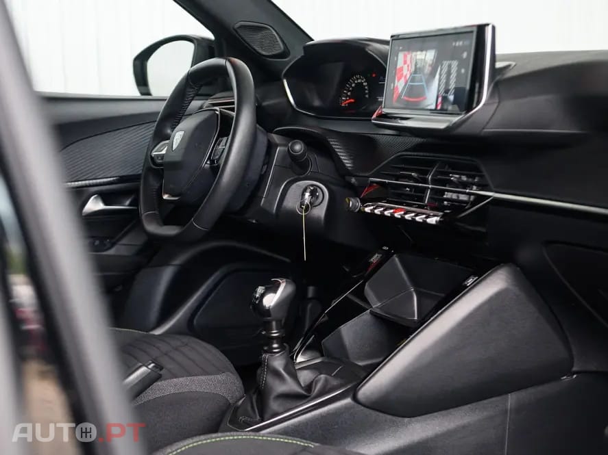 Peugeot 2008 1.2 PureTech Style