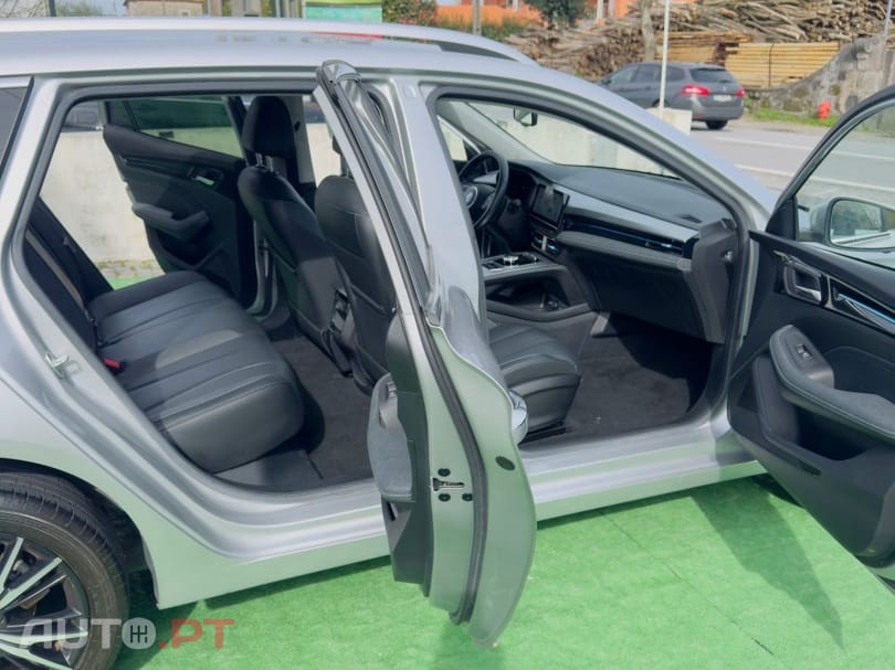 MG MG5 61 kWh Luxury