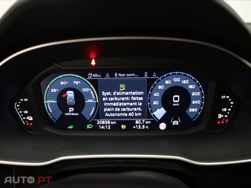 Audi Q3 45 TFSIe S line S tronic
