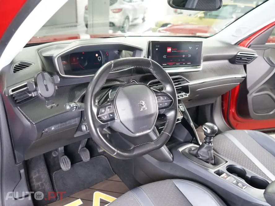 Peugeot 2008 1.2 PureTech Allure Pack