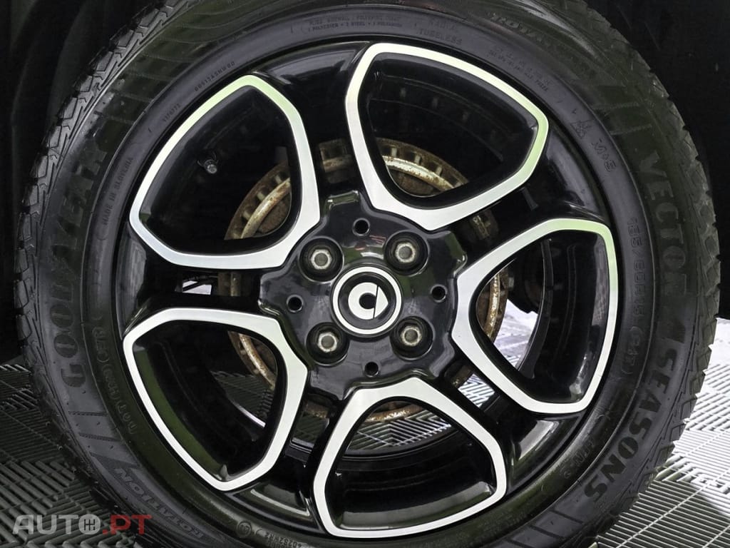 Smart ForFour 0.9 Passion 90