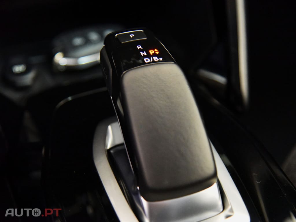 Peugeot E-208 ACTIVE PACK