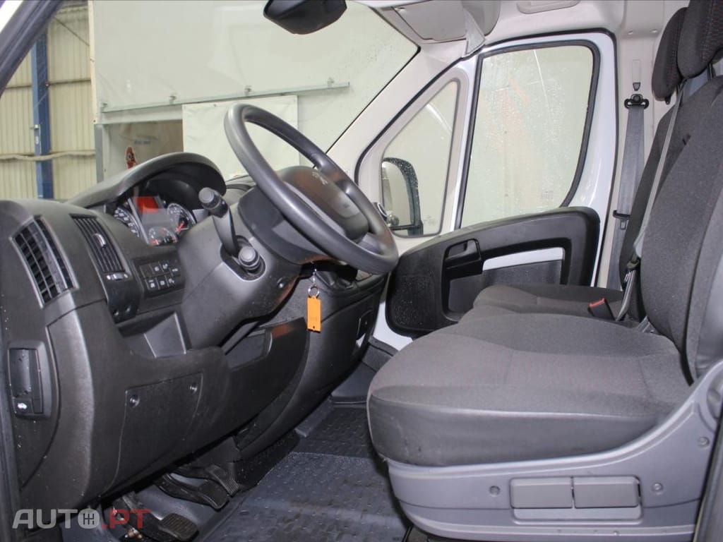 Peugeot Boxer 2.0 BlueHDi 435 L4H2 Asphalt