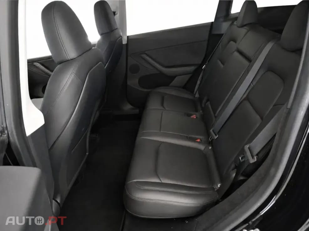 Tesla Model Y Performance Dual Motor AWD