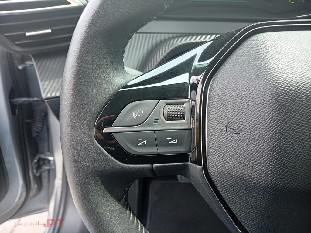 Peugeot E-208 50 kWh Allure