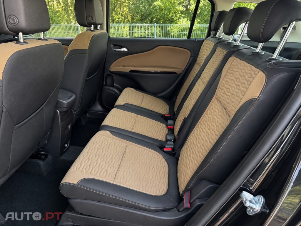 Opel Zafira 1.6 D S&S Business Innovation