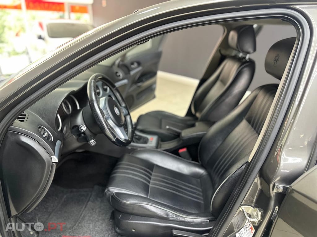 Alfa Romeo 159 Sportwagon 1.9 JTDm 16V Sportiva