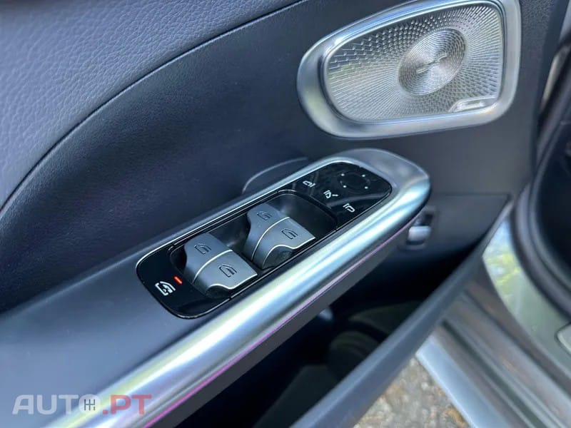 Mercedes-Benz C 300 de AMG Line