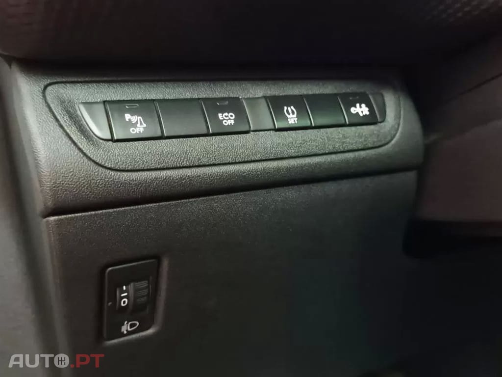 Peugeot 2008 1.2 PureTech Allure