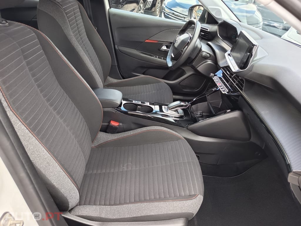 Peugeot E-208 50 kWh Active Pack
