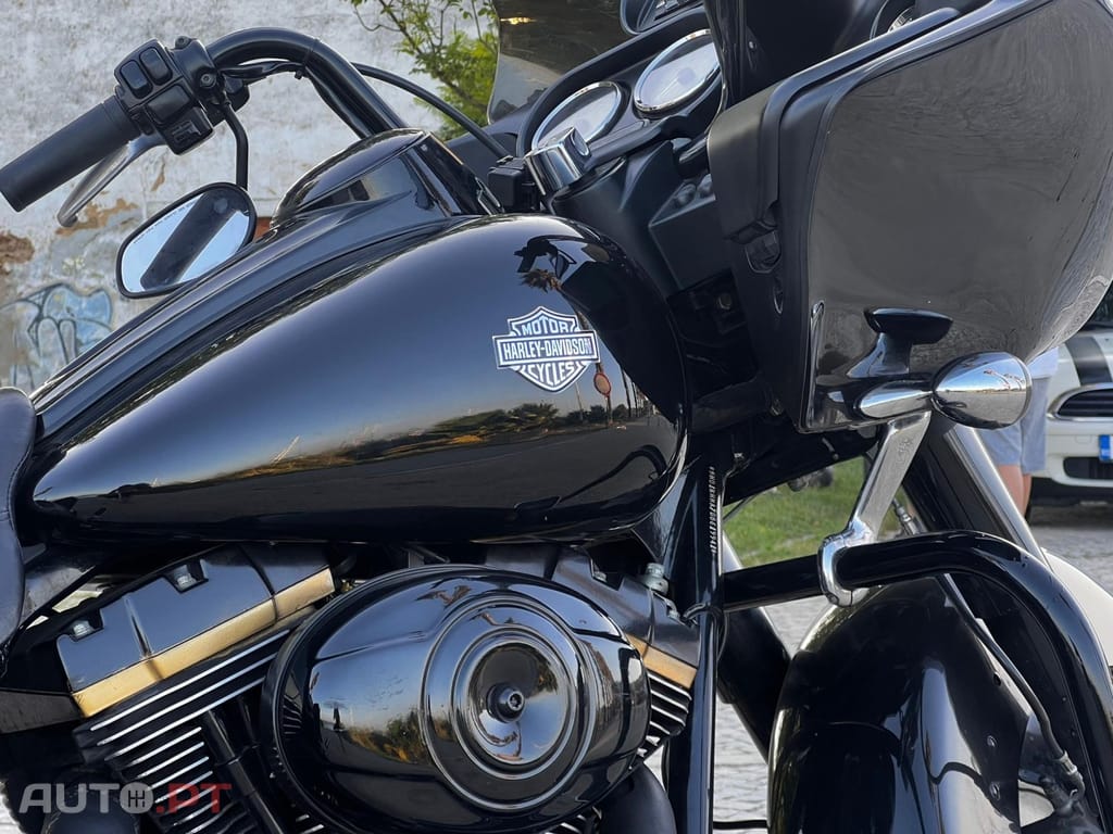 Harley Davidson Road road glade