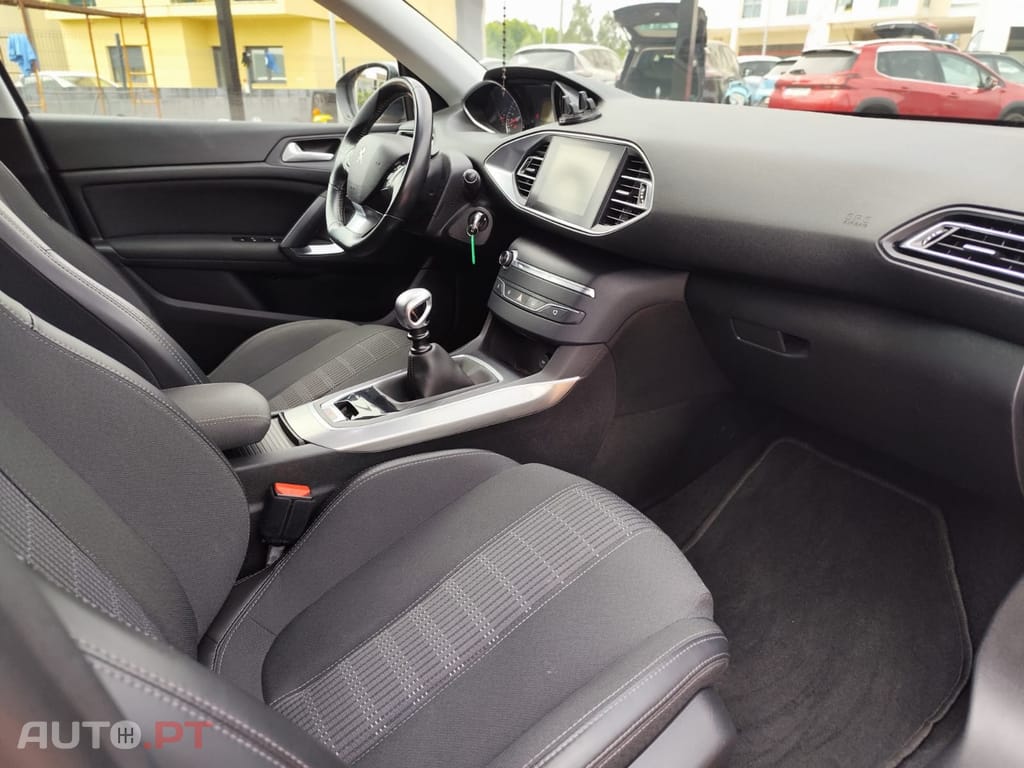 Peugeot 308 SW 1.6 BlueHDi Allure