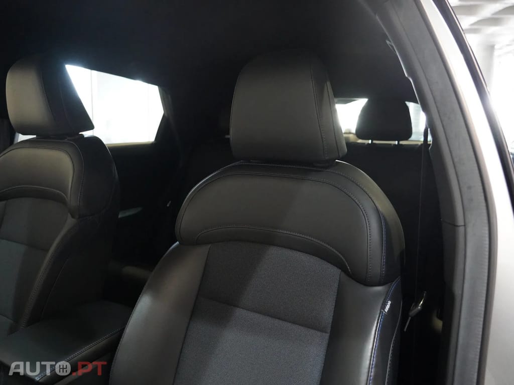 MG MG4 64 kWh Luxury