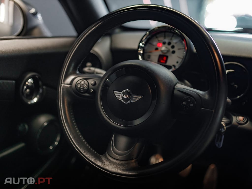 MINI Coupé Cooper SD