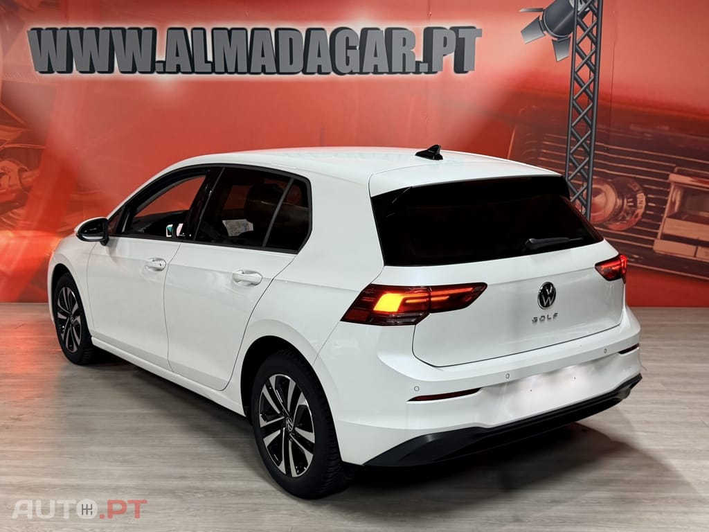 Volkswagen Golf 1.0 TSI Confortline