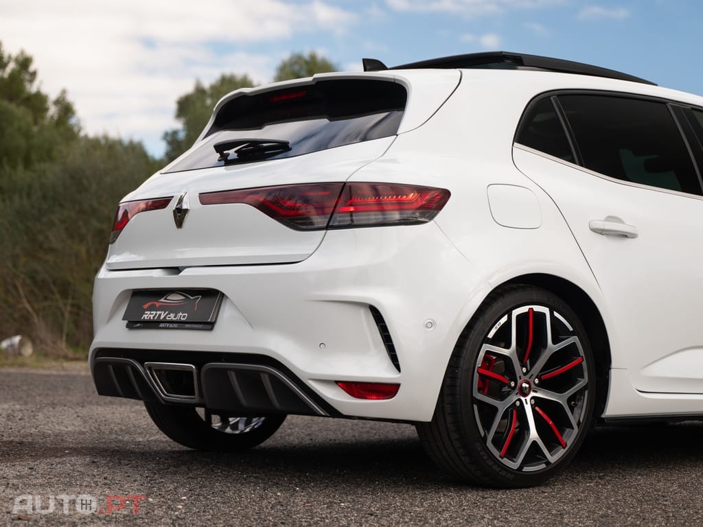 Renault Mégane TCe 300 GPF EDC R.S. TROPHY