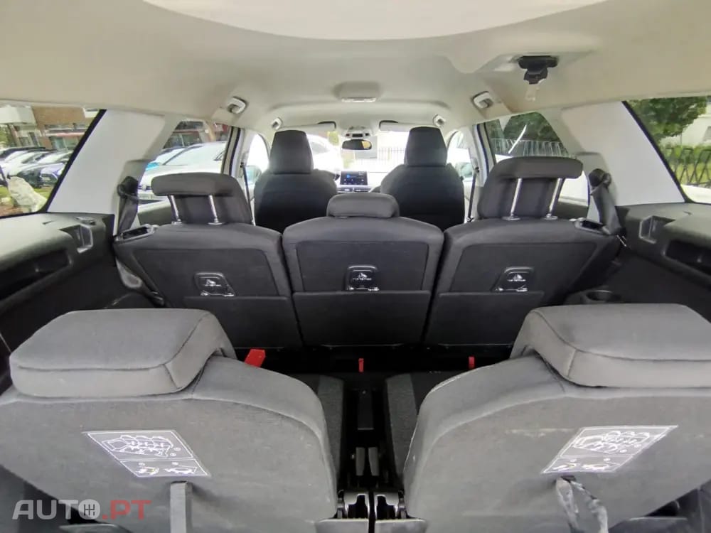 Peugeot 5008 BlueHDI 120 EAT6 Stop & Start Allure
