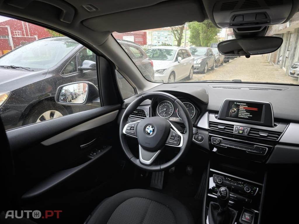 BMW 216 d Advantage