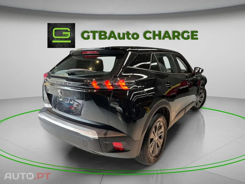 Peugeot E-2008 Active 