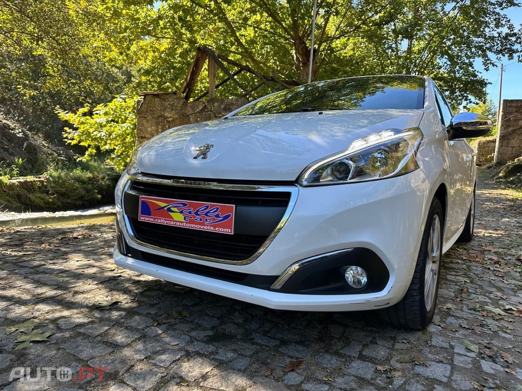 Peugeot 208 1.2 PureTech Style