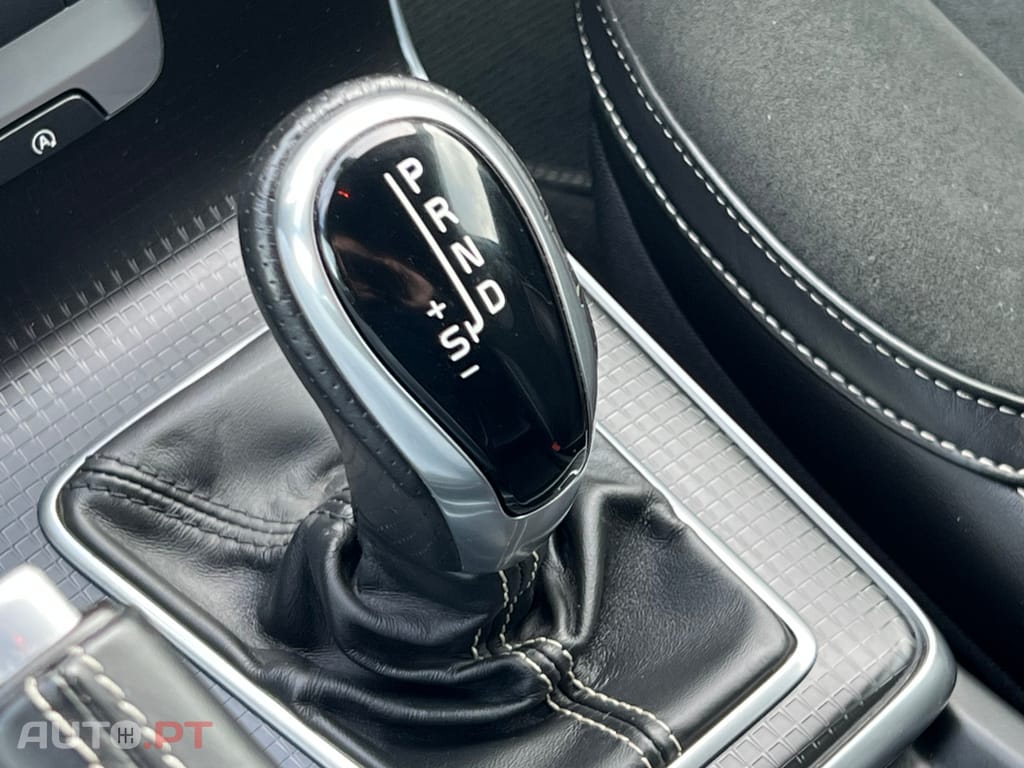 Volvo V40 1.5 T3 Sport Edition R Geartronic