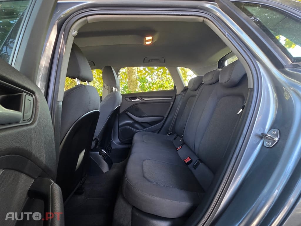 Audi A3 Sportback 1.6 TDI S-line