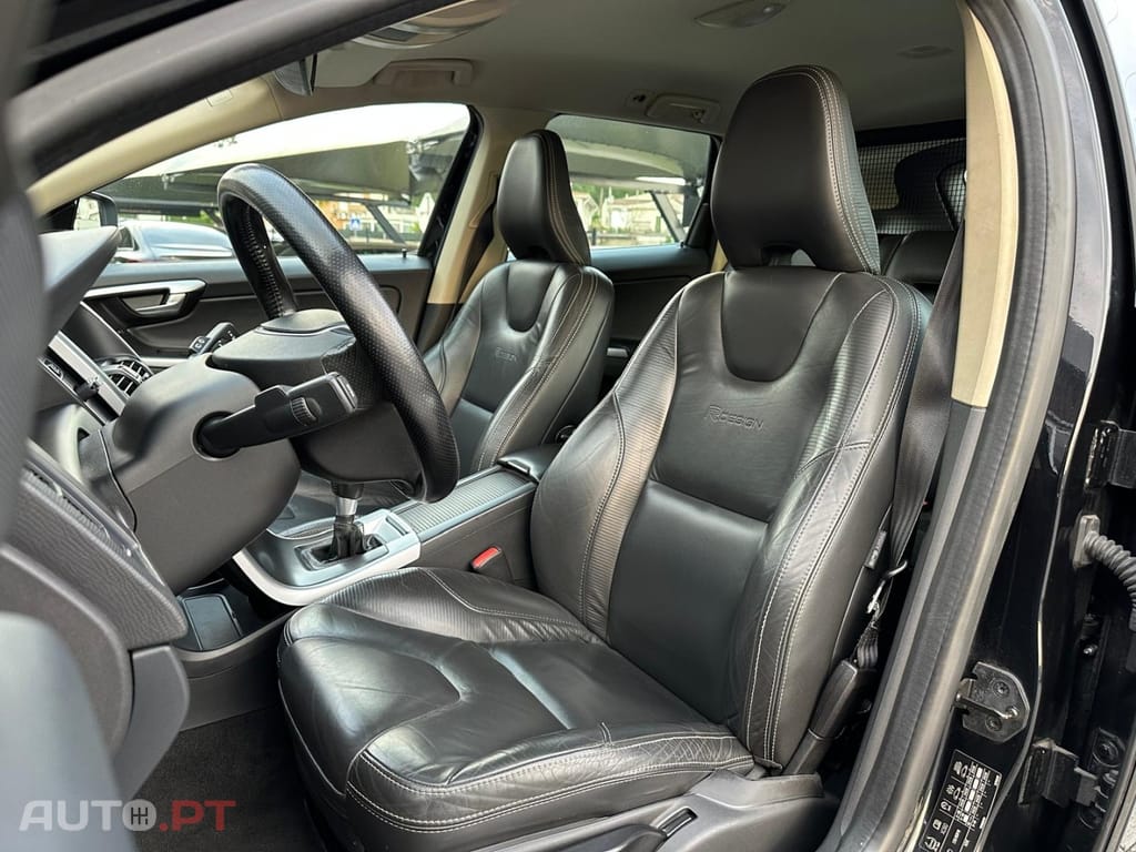 Volvo XC60 2.0 D3 Drive R-Design