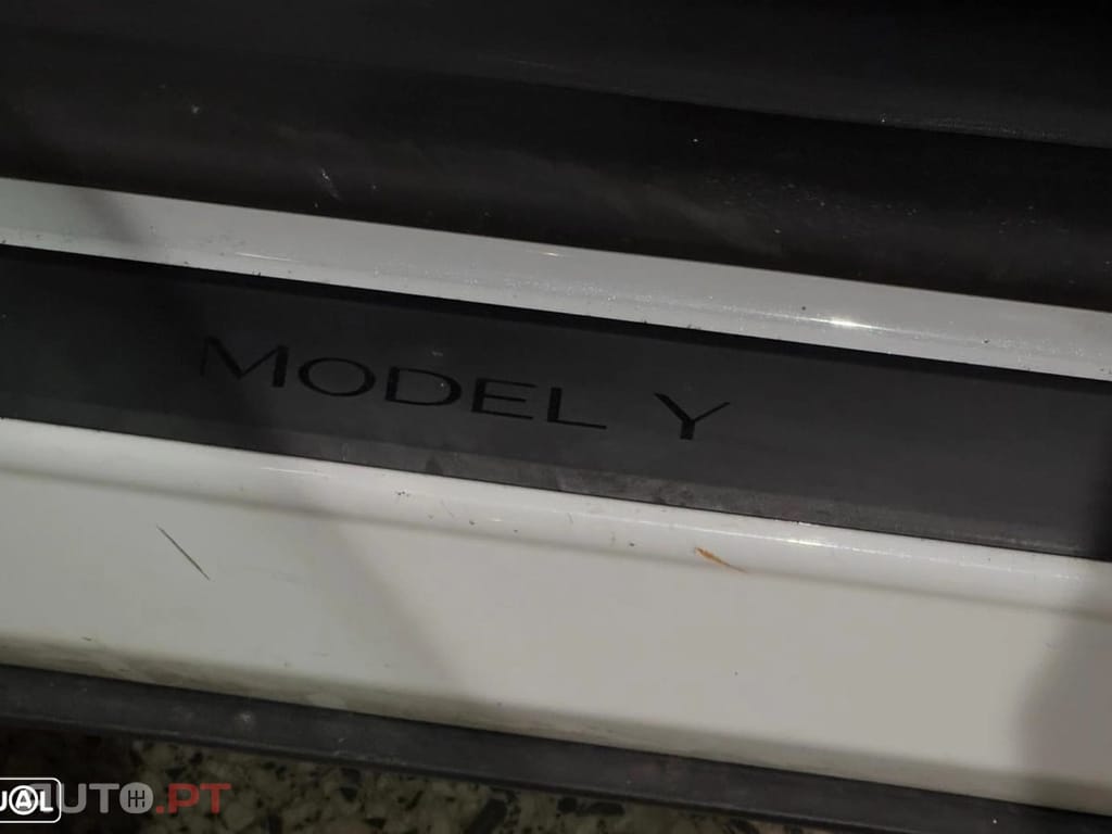 Tesla Model Y Performance Tração Integral