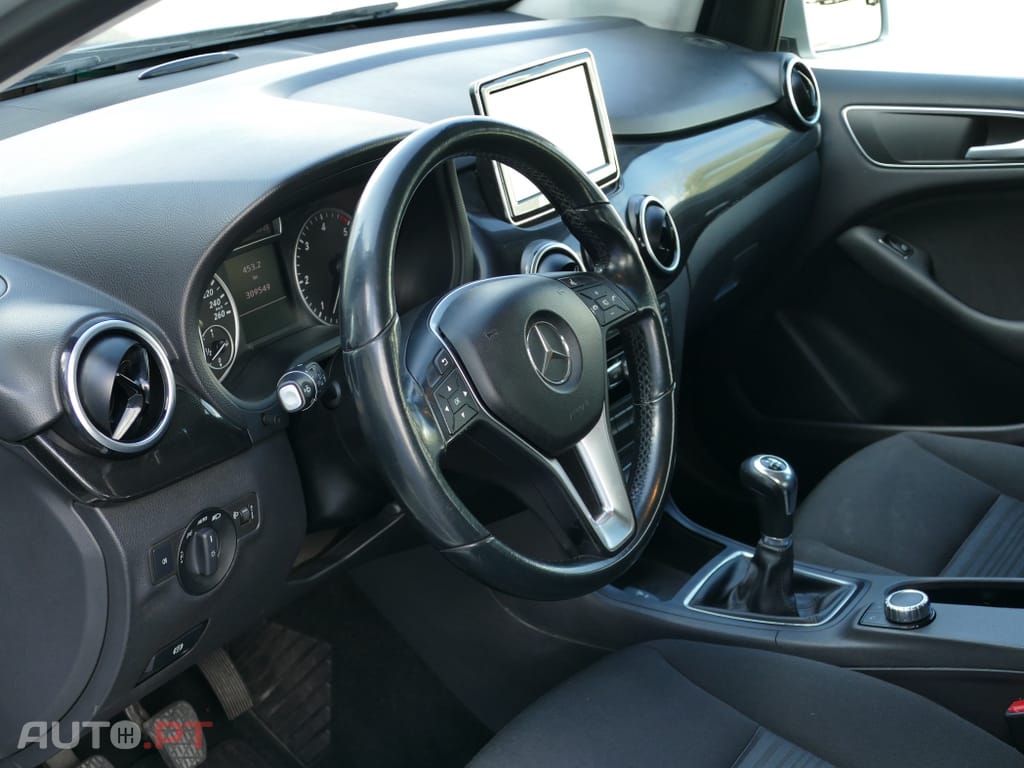 Mercedes-Benz B 200 CDi BlueEfficiency