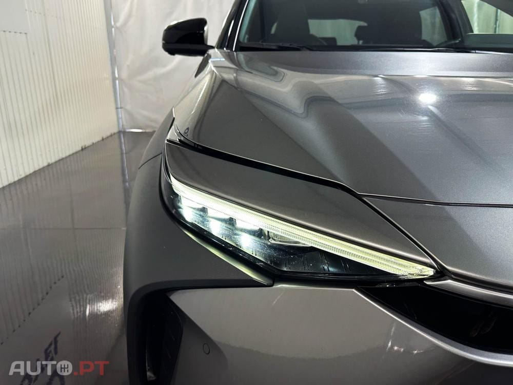Toyota bZ4X 71,4 kWh Premium AWD