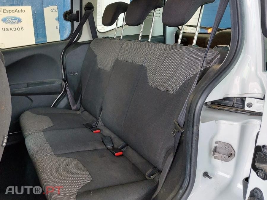 Ford Tourneo 1.5 TDCi Ambiente
