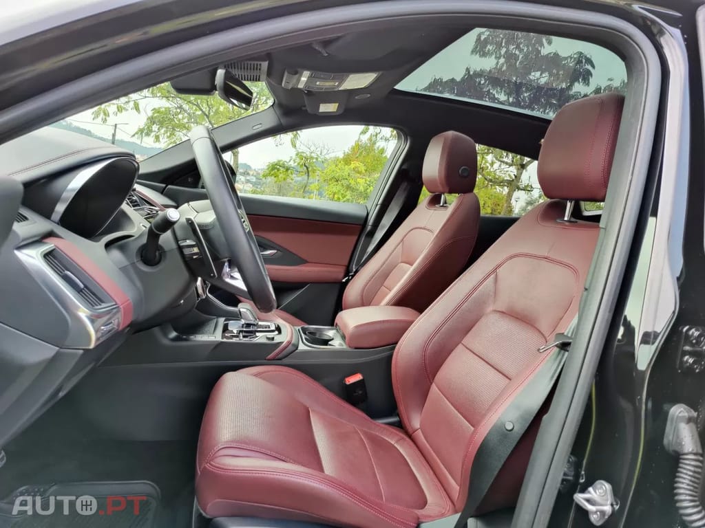 Jaguar E-Pace 1.5 P300e R-Dynamic S AWD Aut.