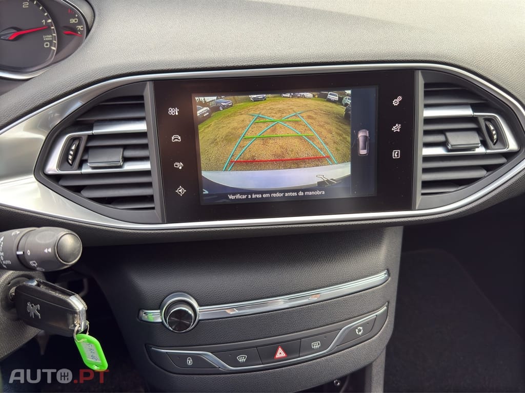 Peugeot 308 SW 1.6 BlueHDi Style J17