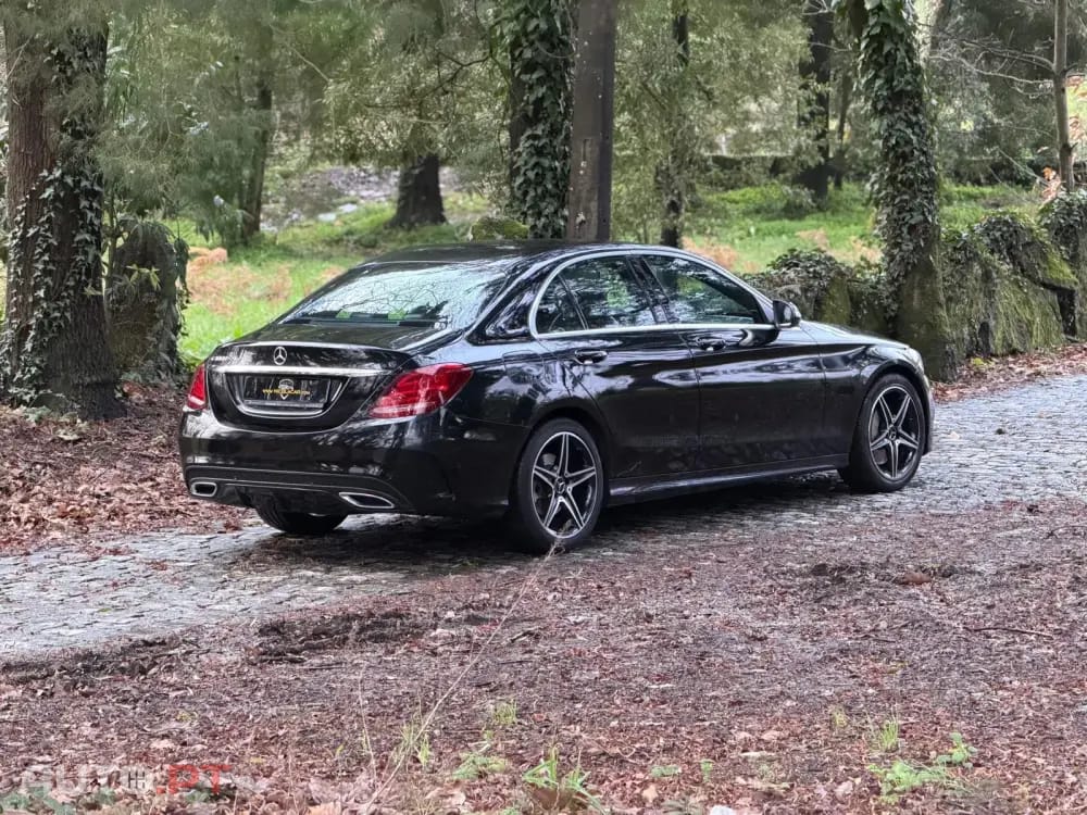 Mercedes-Benz C 300 h AMG Line