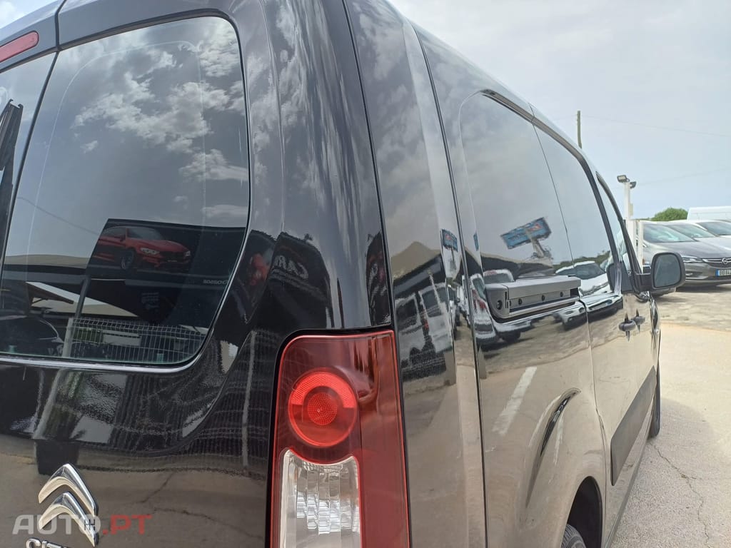 Citroen Berlingo 1.6 HDi Automática 3 Lug.