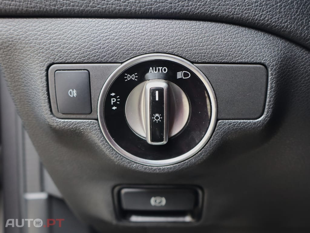 Mercedes-Benz GLA 180 d AMG Line