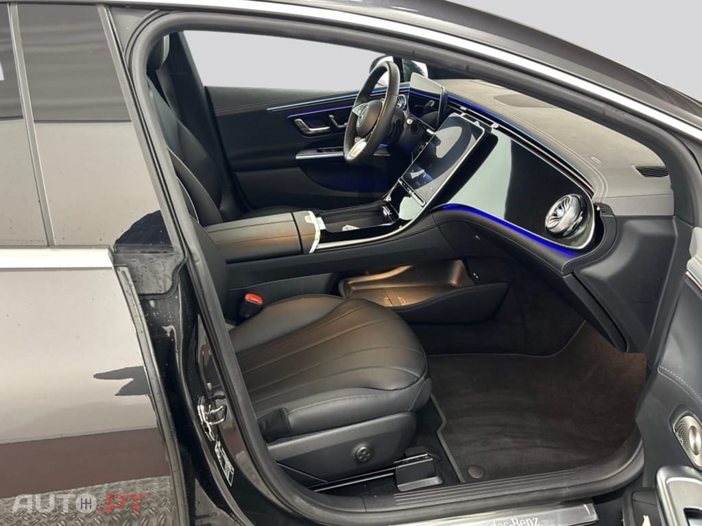 Mercedes-Benz EQE 350+ Electric Art