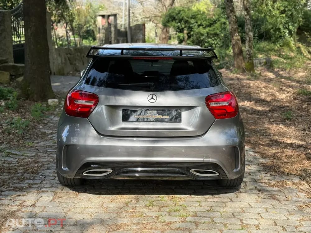 Mercedes-Benz A 180 d AMG Line